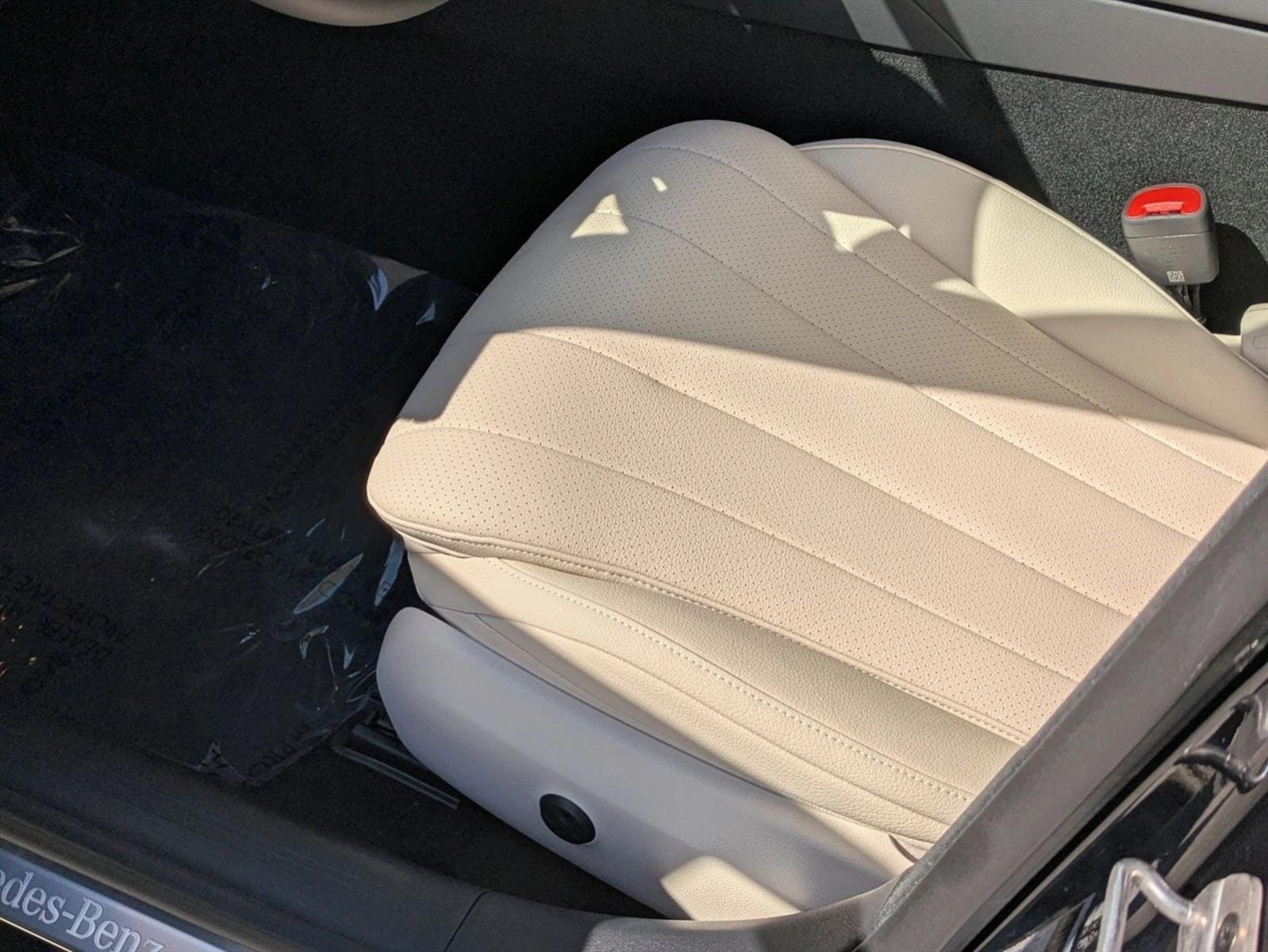 2026 Mercedes-Benz E-Class E350 - Photo 4