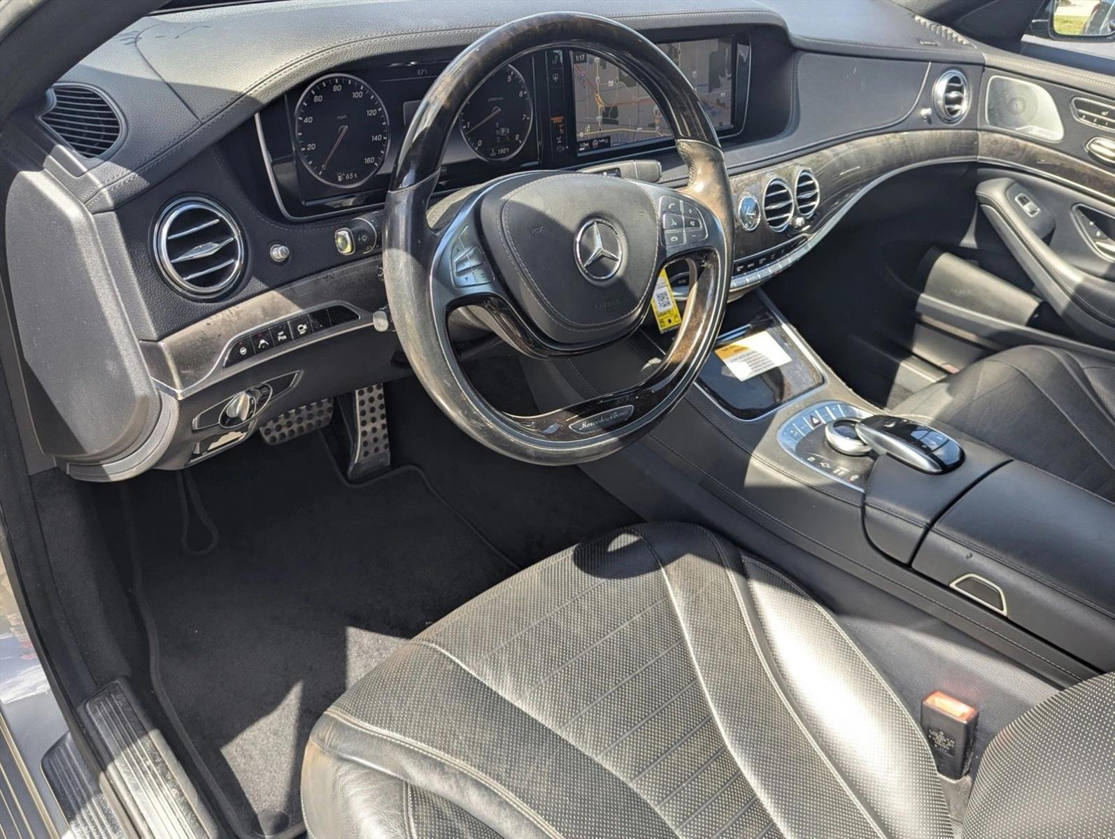 2015 Mercedes Benz S 550 photo 3