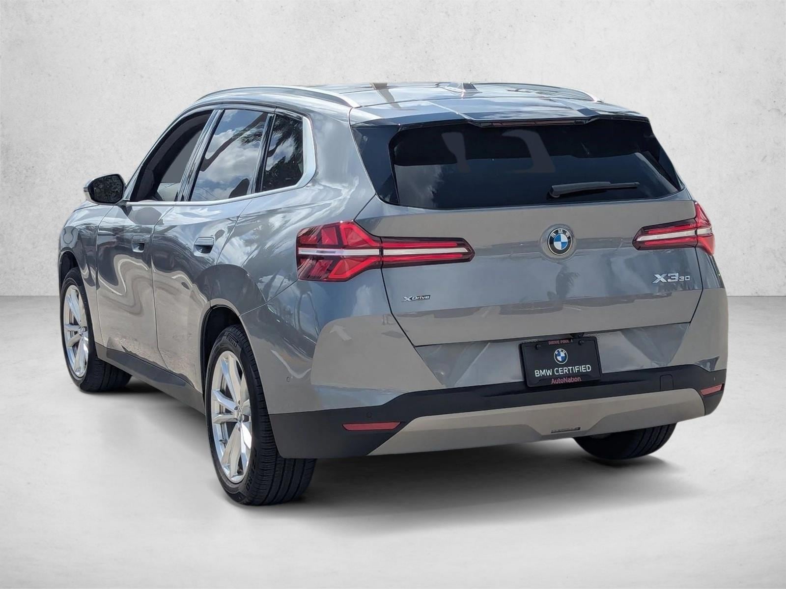2025 BMW X3 30 - Photo 8