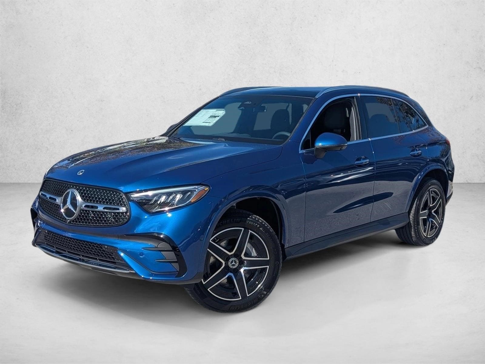2026 Mercedes-Benz GLC Base's photo