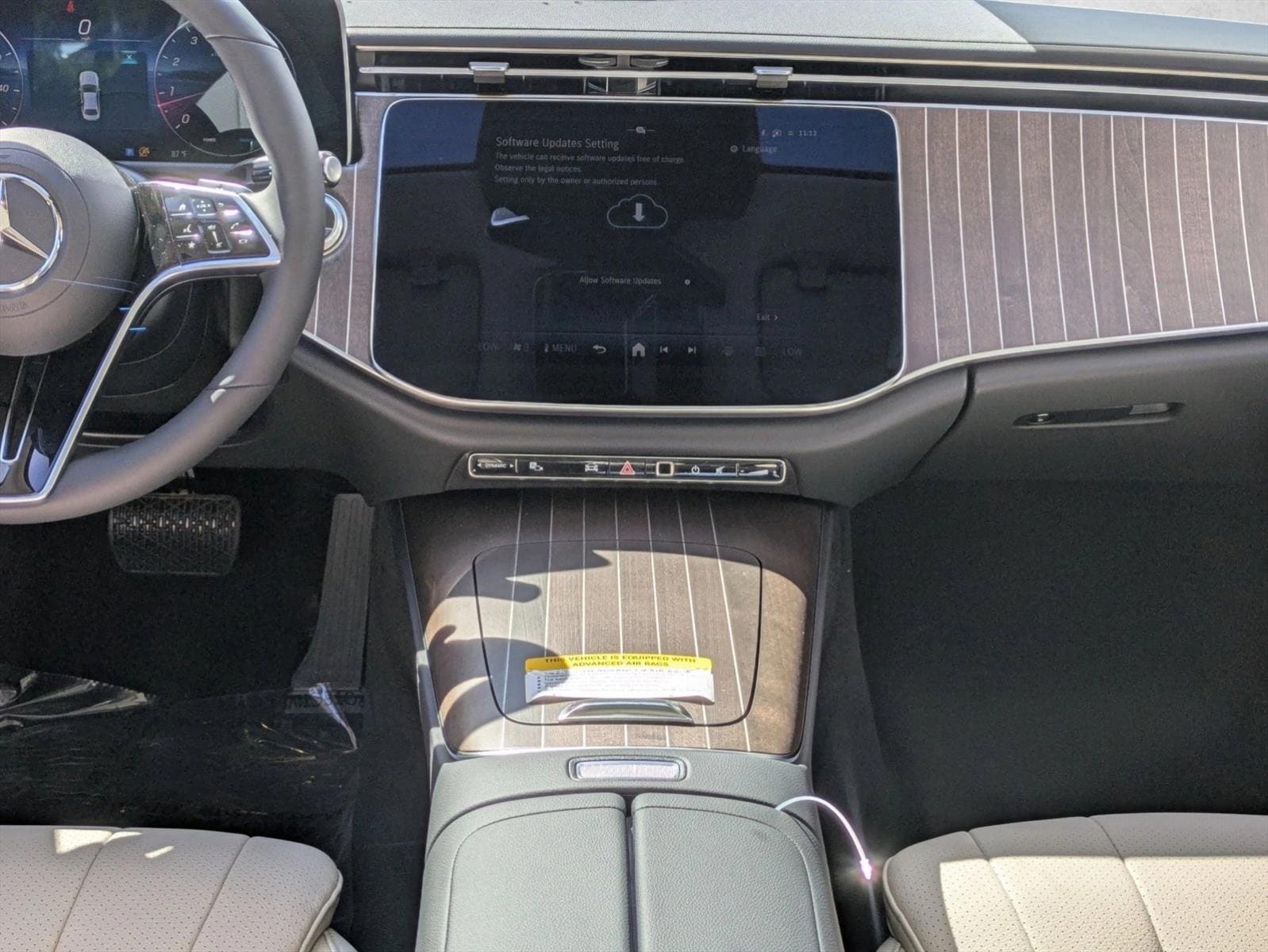 2026 Mercedes-Benz E-Class E350 - Photo 11