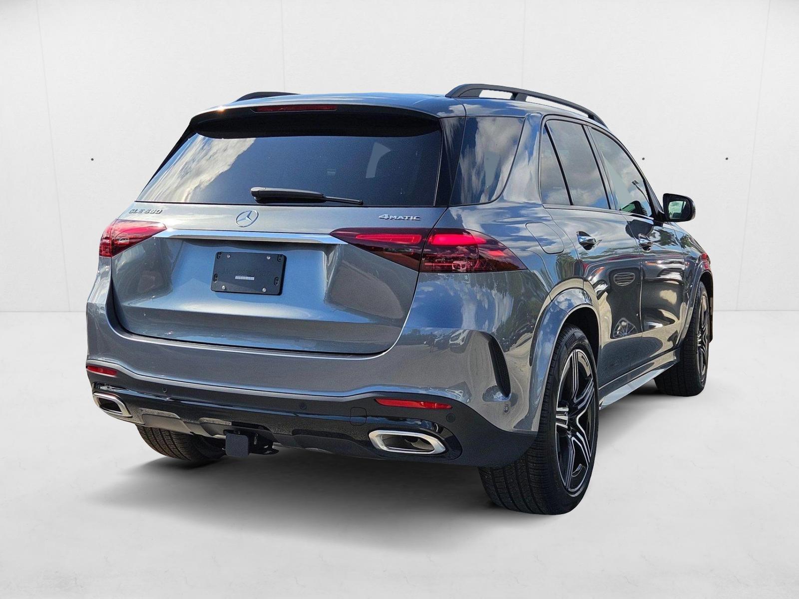 2025 Mercedes Benz GLE 580 4MATIC photo 2