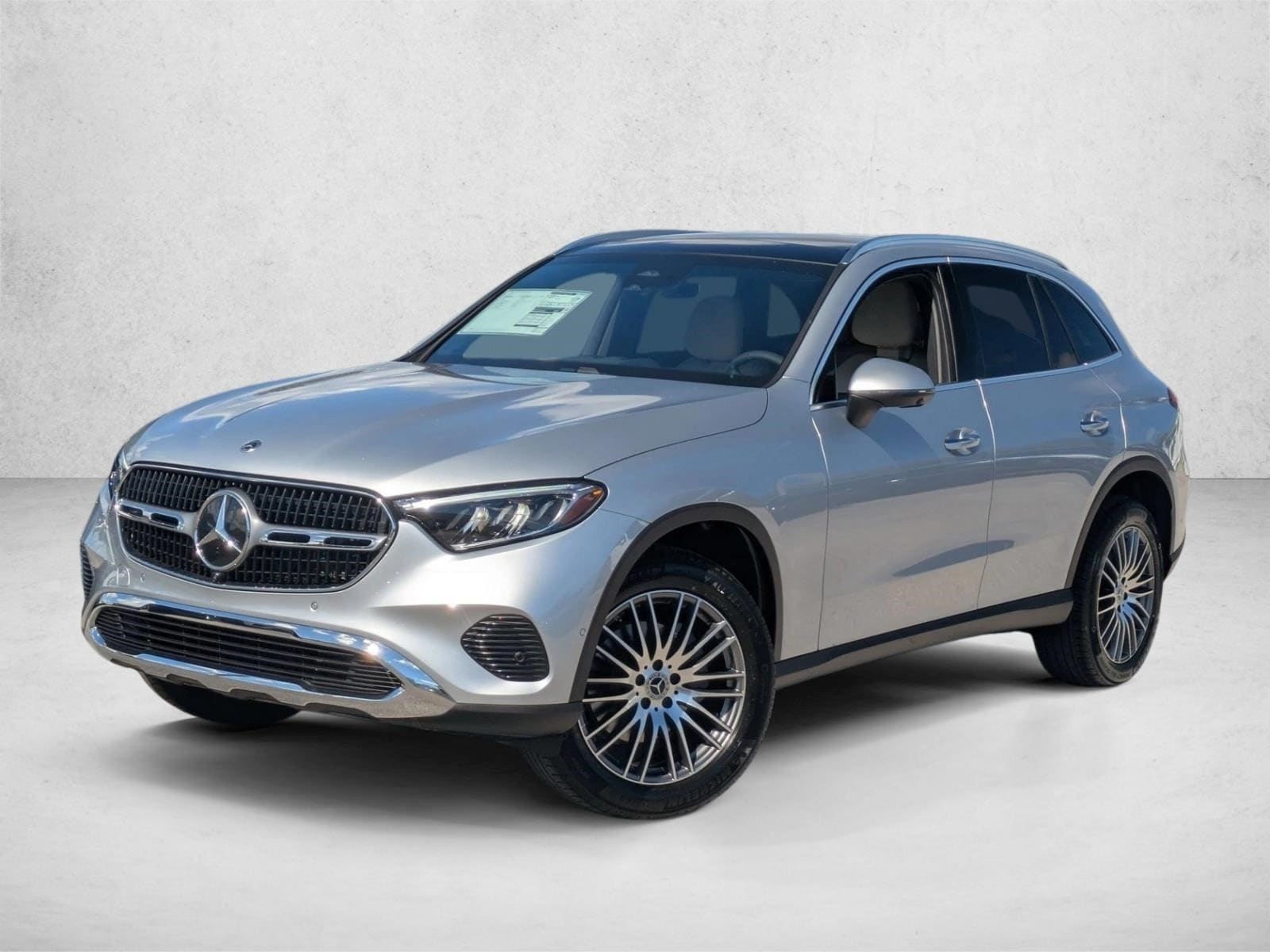 2026 Mercedes-Benz GLC Base's photo