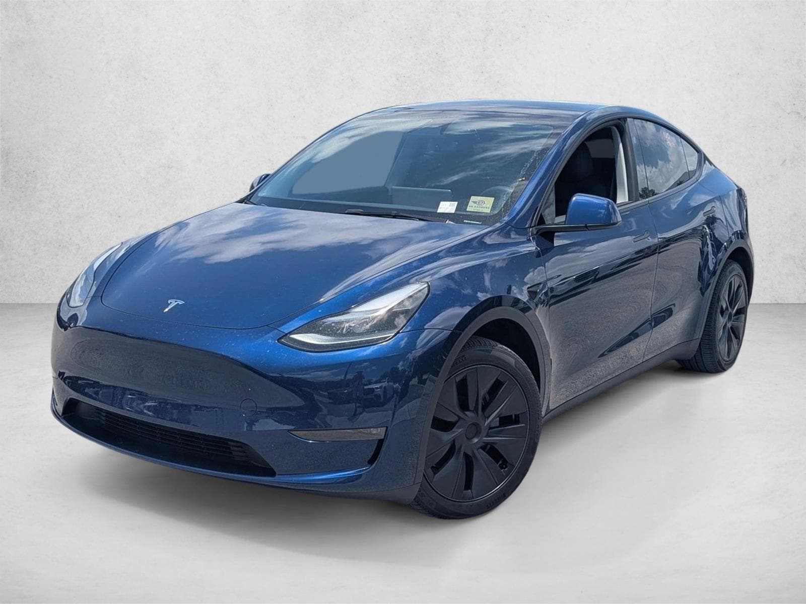 2025 Tesla Model Y Long Range Dual Motor All-Wheel Drive's photo
