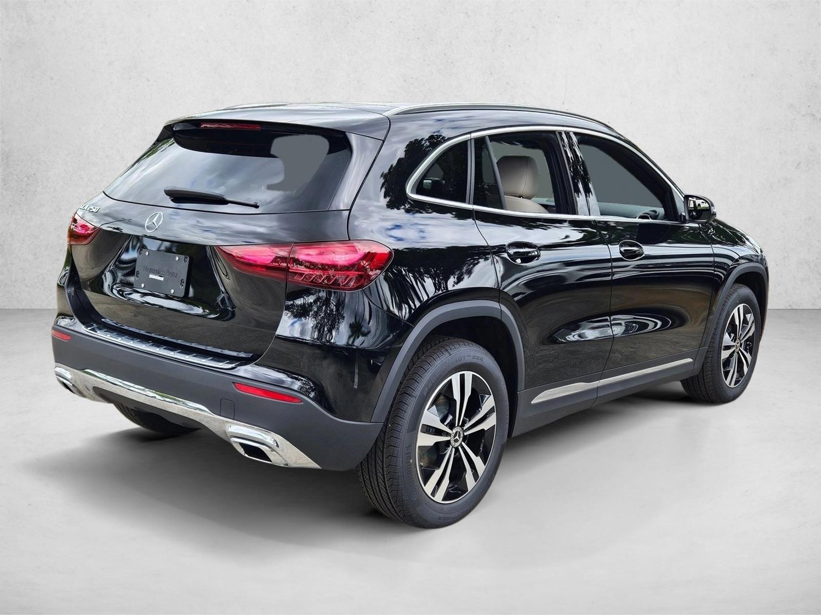 2026 Mercedes Benz GLA 250 photo 2