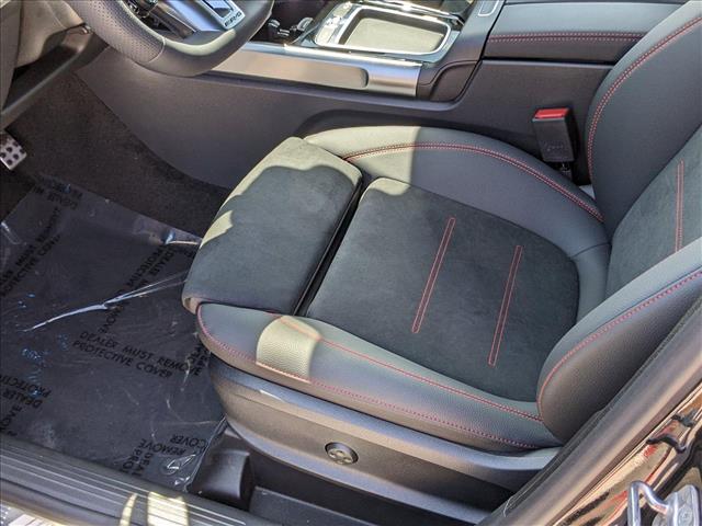 2024 Mercedes Benz GLB AMG 35 4MATIC photo 4