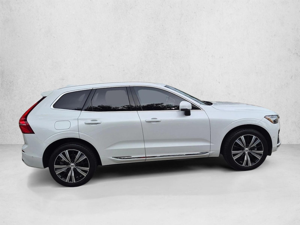 Used 2022 Volvo XC60 B5 FWD Inscription SUV