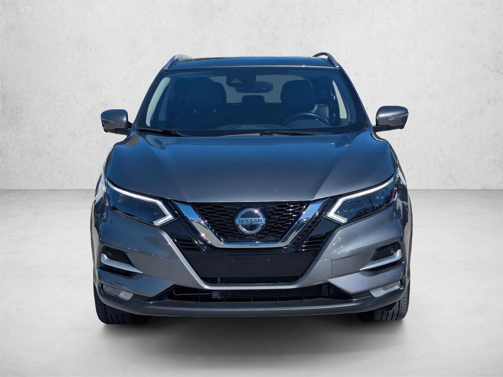 2022 Nissan Rogue Sport SL photo 2