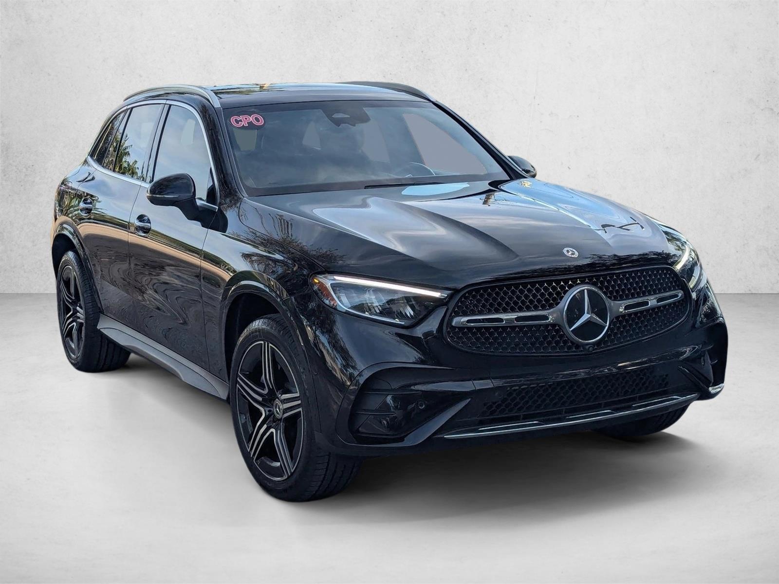 2023 Mercedes Benz GLC 300 photo 3