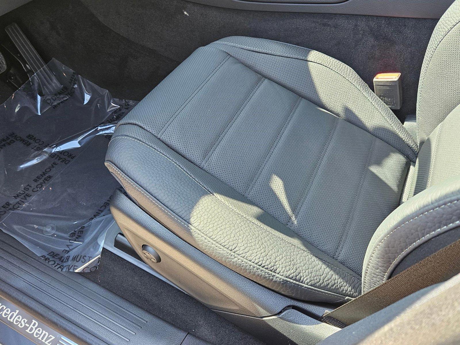 2025 Mercedes Benz GLE 580 4MATIC photo 4