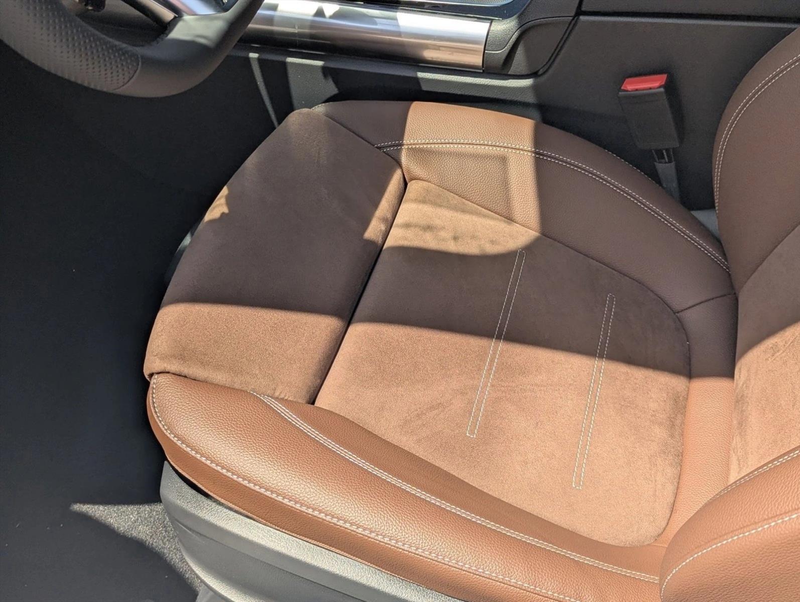 2026 Mercedes Benz GLA AMG 35 4MATIC photo 2