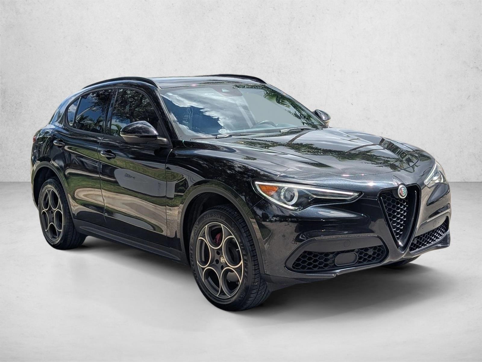 2022 Alfa Romeo Stelvio Sprint photo 3
