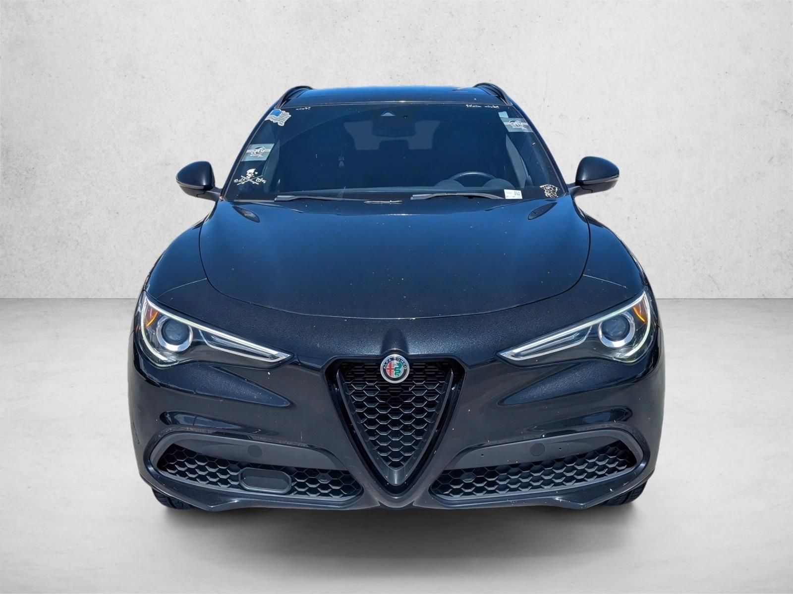 2022 Alfa Romeo Stelvio Sprint photo 2