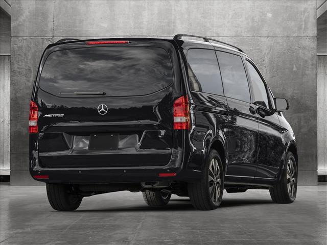 2023 Mercedes Benz Metris Passenger Van photo 2