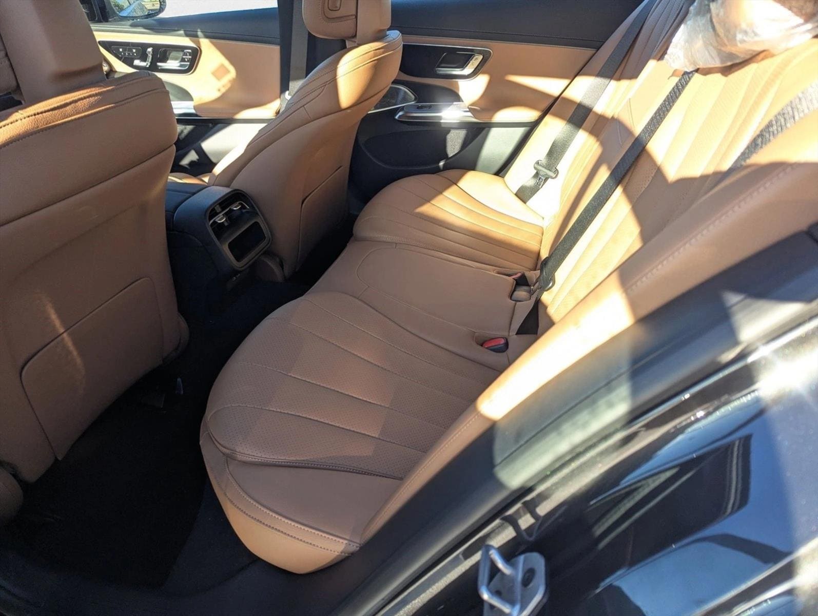 2026 Mercedes-Benz E-Class E350 - Photo 13