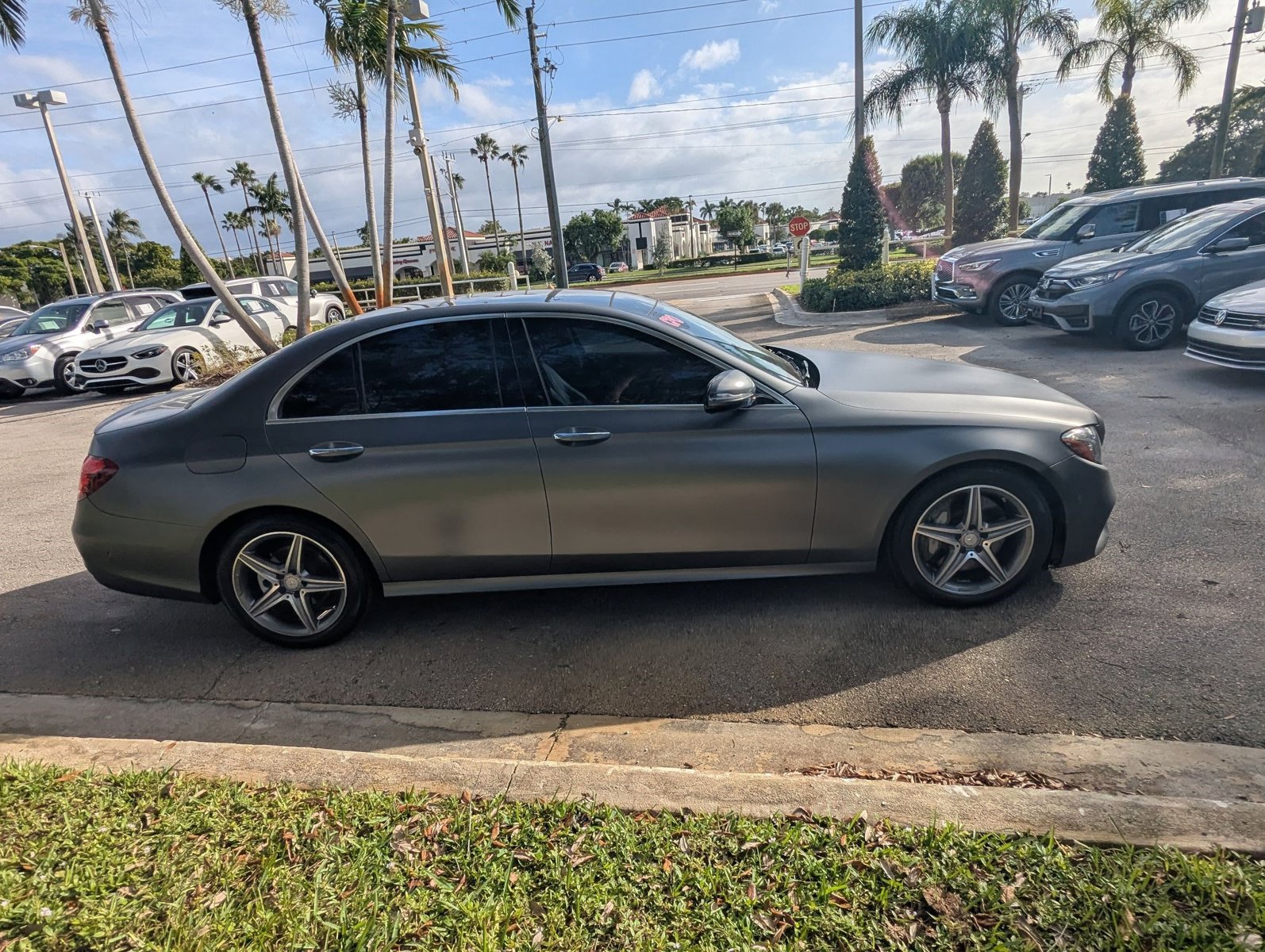 2017 Mercedes Benz E 300 Sport Sedan photo 4