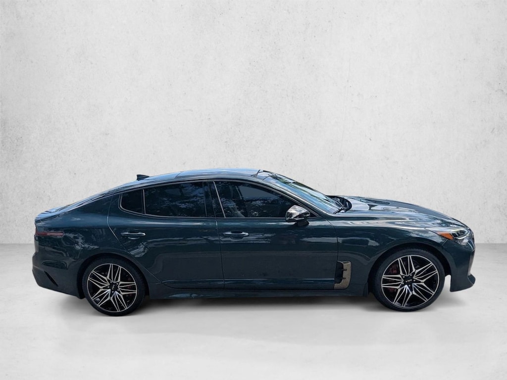 Used 2022 Kia Stinger GT1 Sedan