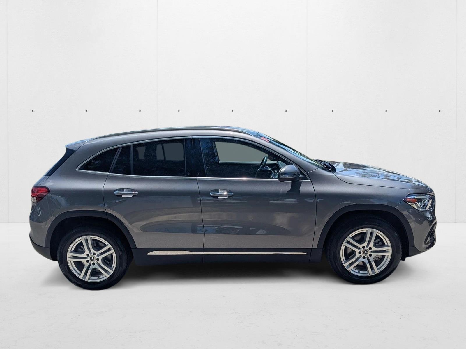 2022 Mercedes Benz GLA 250 photo 4