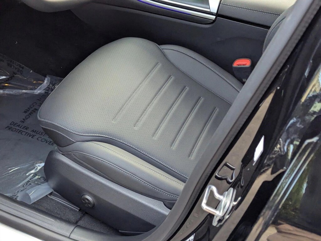 New 2026 Mercedes-Benz C-Class C 300 Sedan 4dr Car