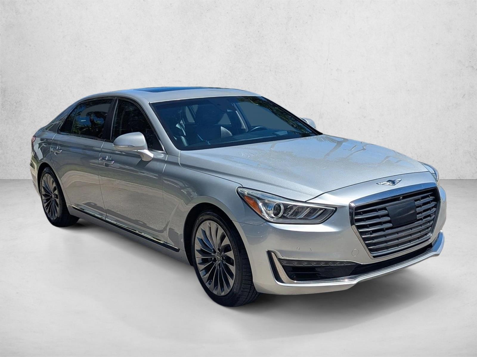 2017 Genesis G90 3.3T Premium photo 3