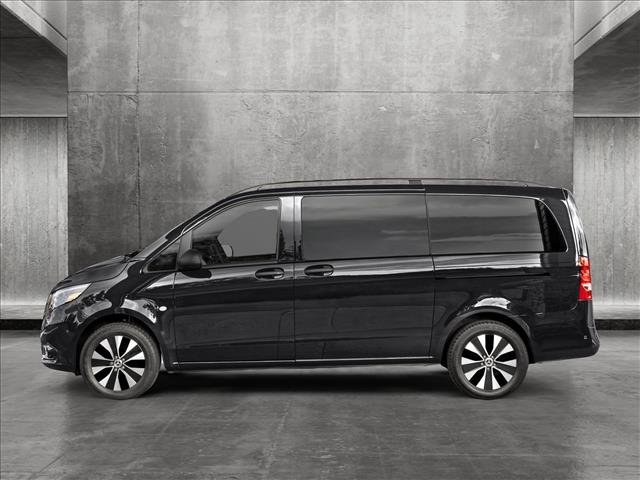 2023 Mercedes Benz Metris Passenger Van photo 3