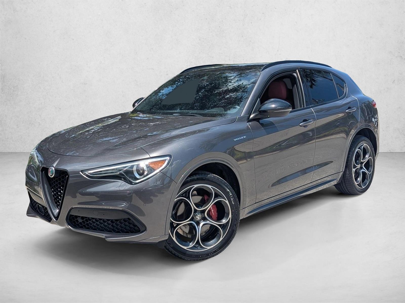 2023 Alfa Romeo Stelvio Veloce AWD's photo