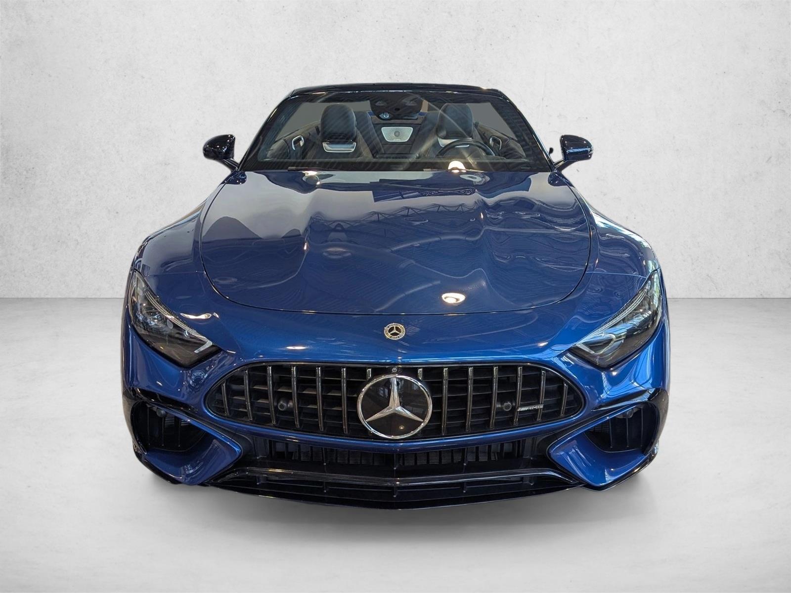 2022 Mercedes Benz SL AMG 63 photo 2