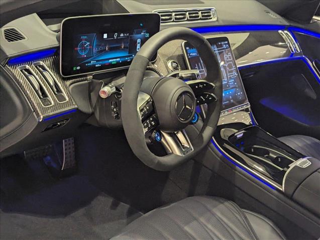 2025 Mercedes Benz S AMG 63 4MATIC photo 3