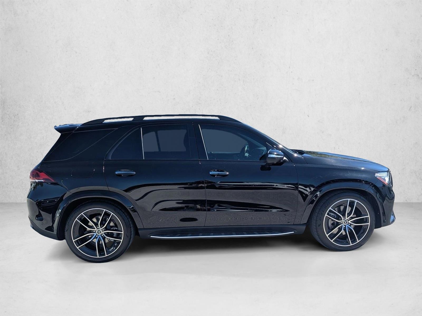 2022 Mercedes Benz GLE 450 4MATIC photo 2