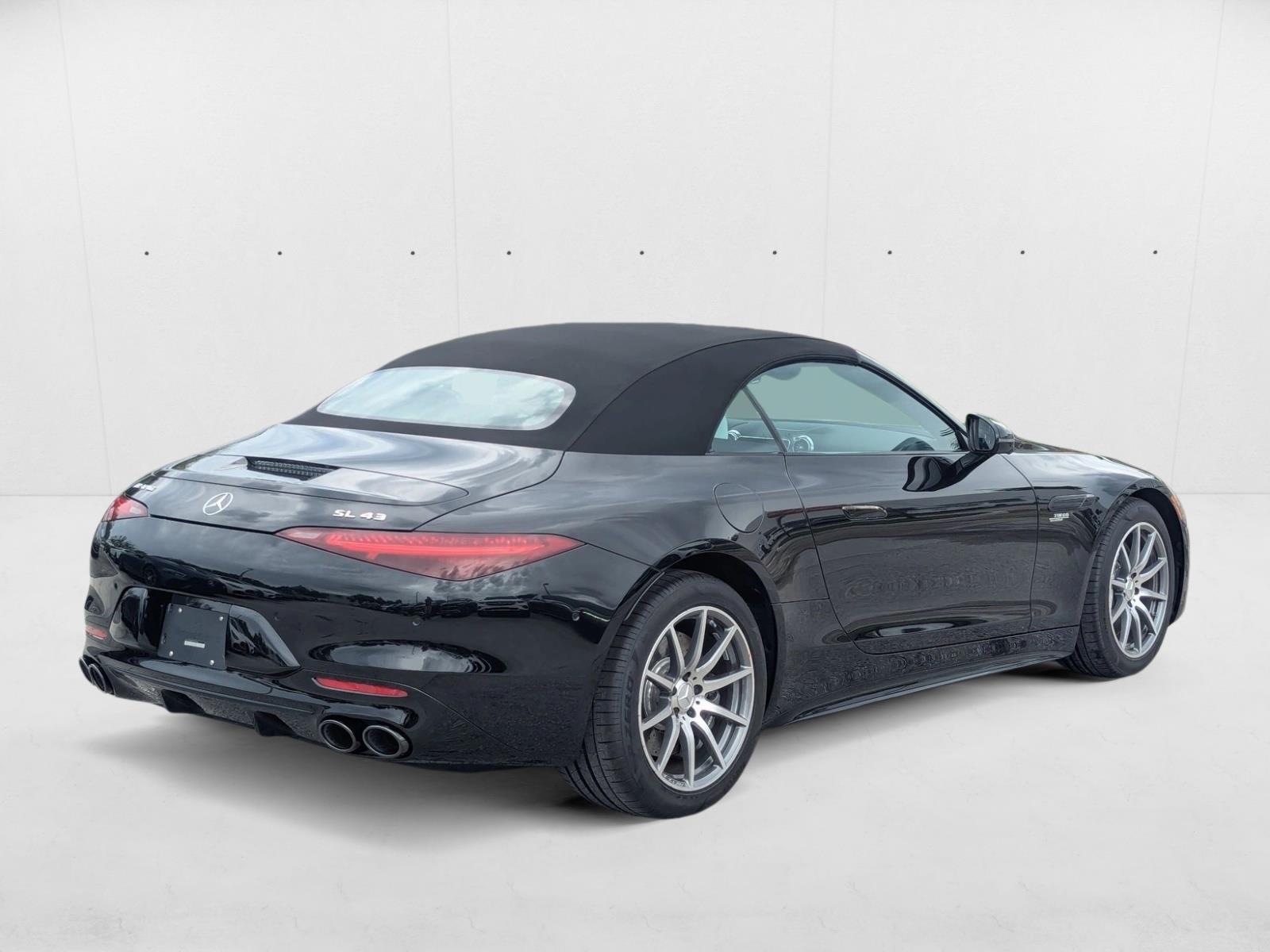 2026 Mercedes Benz SL AMG 43 photo 2