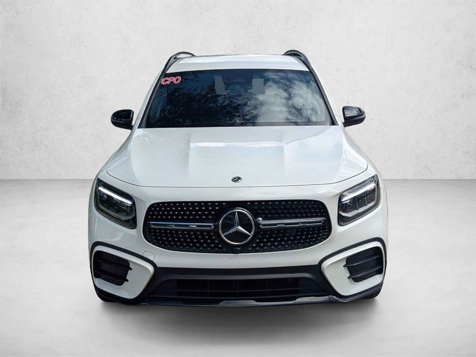2025 Mercedes Benz GLB 250 photo 2