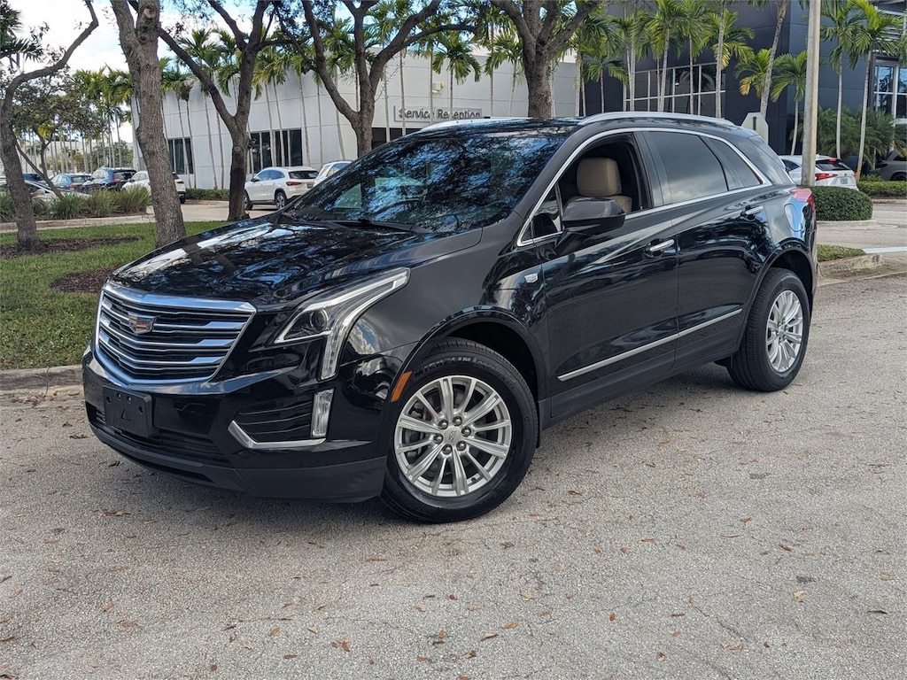 Used 2017 CADILLAC XT5 SUV