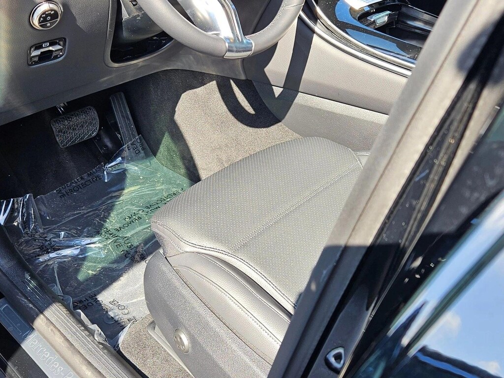 Used 2025 Mercedes-Benz GLC SUV