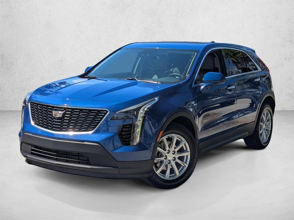 Used 2023 CADILLAC XT4 Luxury SUV