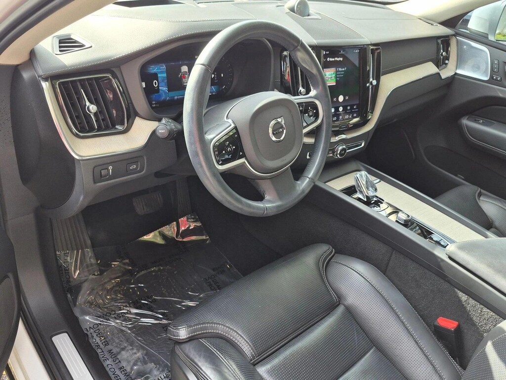 Used 2022 Volvo XC60 B5 FWD Inscription SUV
