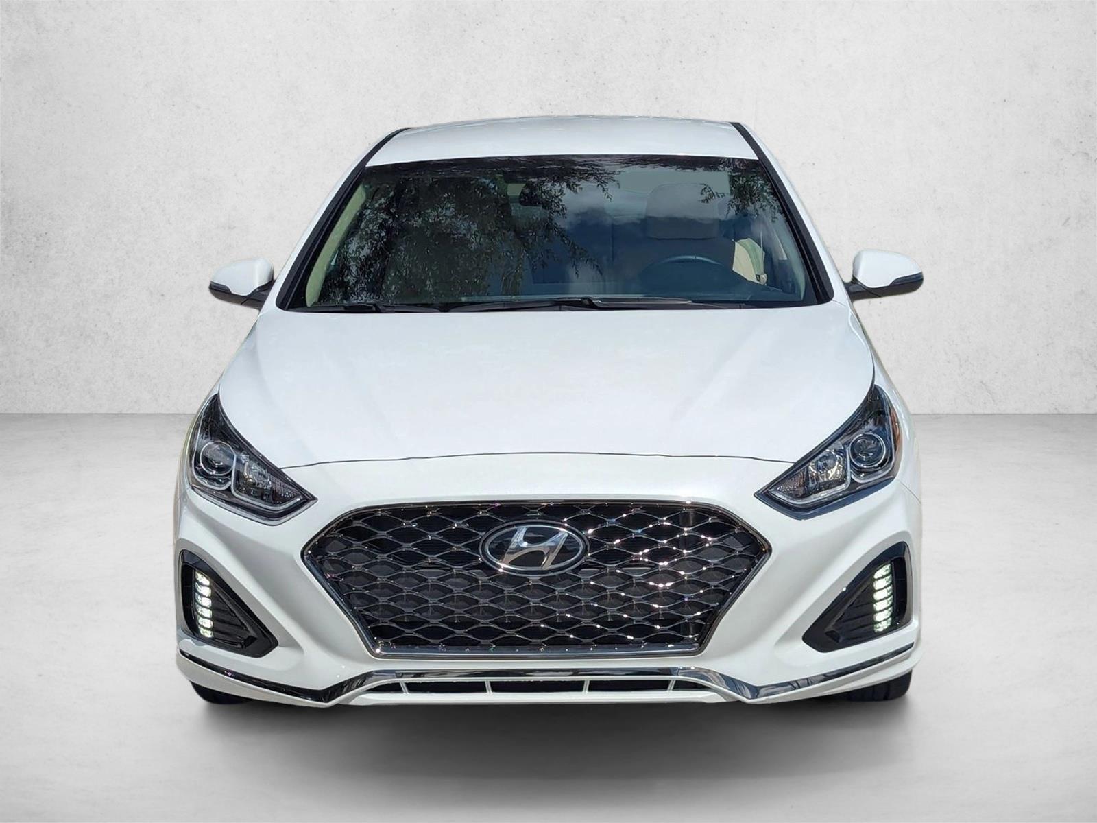 2019 Hyundai Sonata SEL photo 2