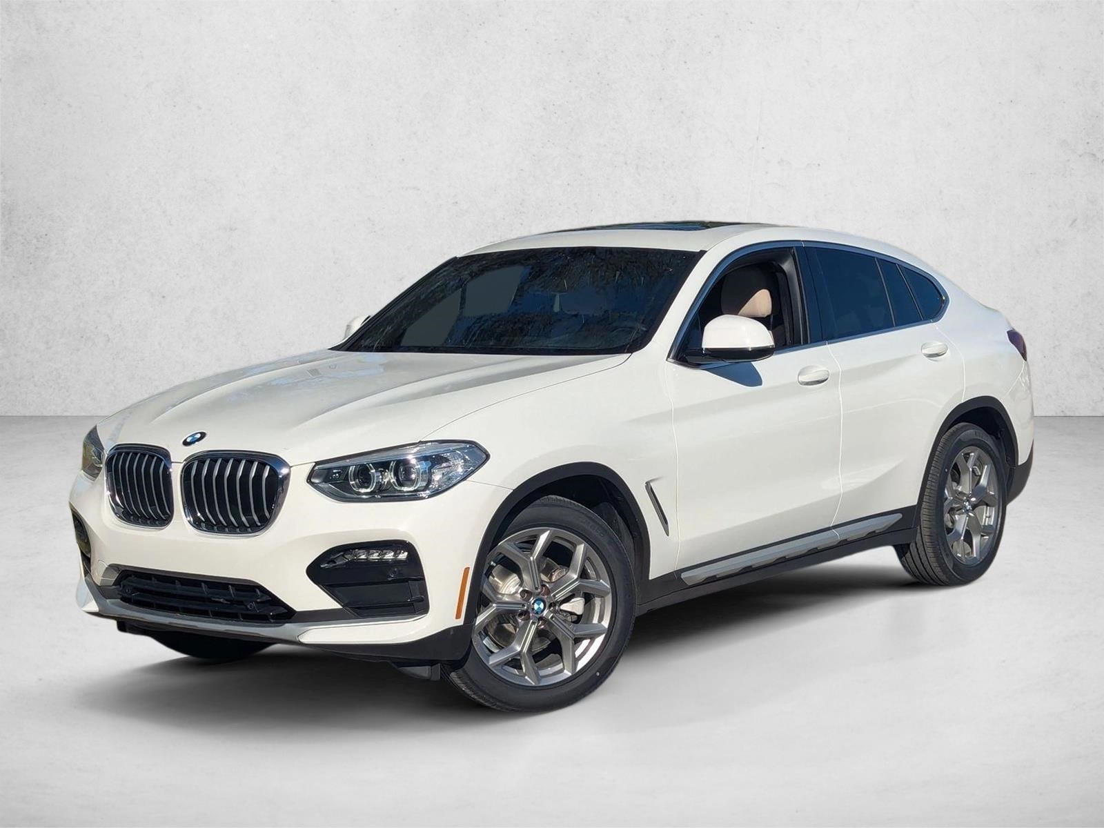 2021 BMW X4 30i's photo