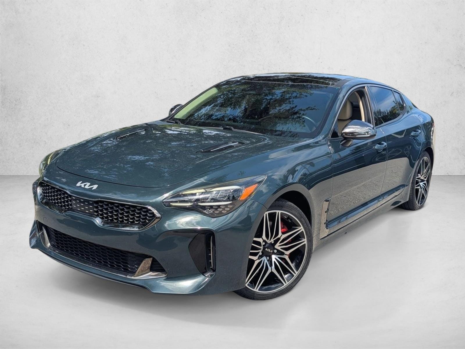 2022 Kia Stinger GT1 AWD's photo