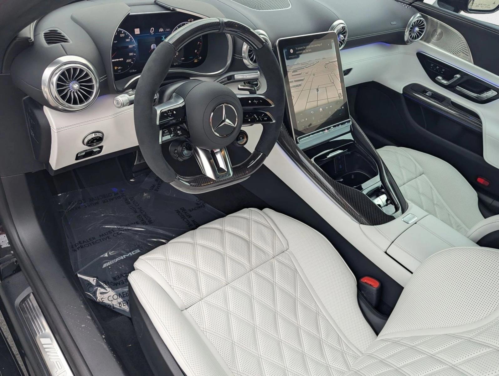2026 Mercedes Benz SL AMG 43 photo 3