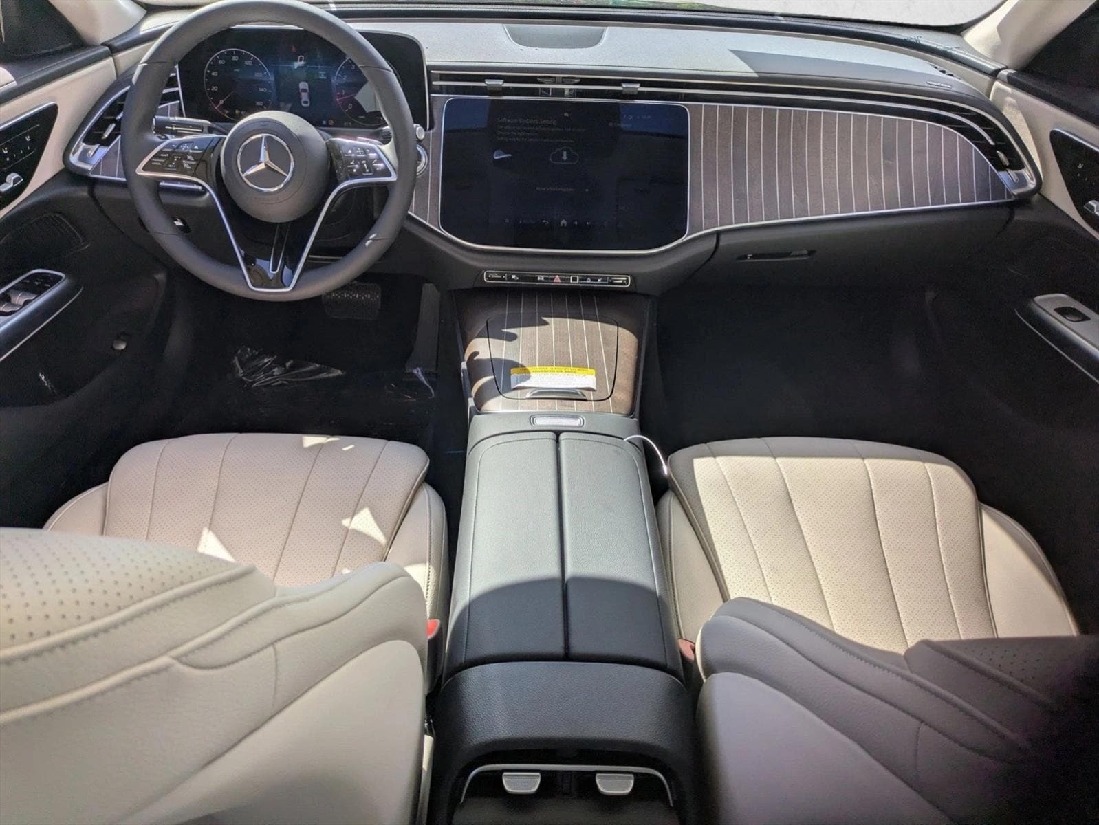 2026 Mercedes-Benz E-Class E350 - Photo 12