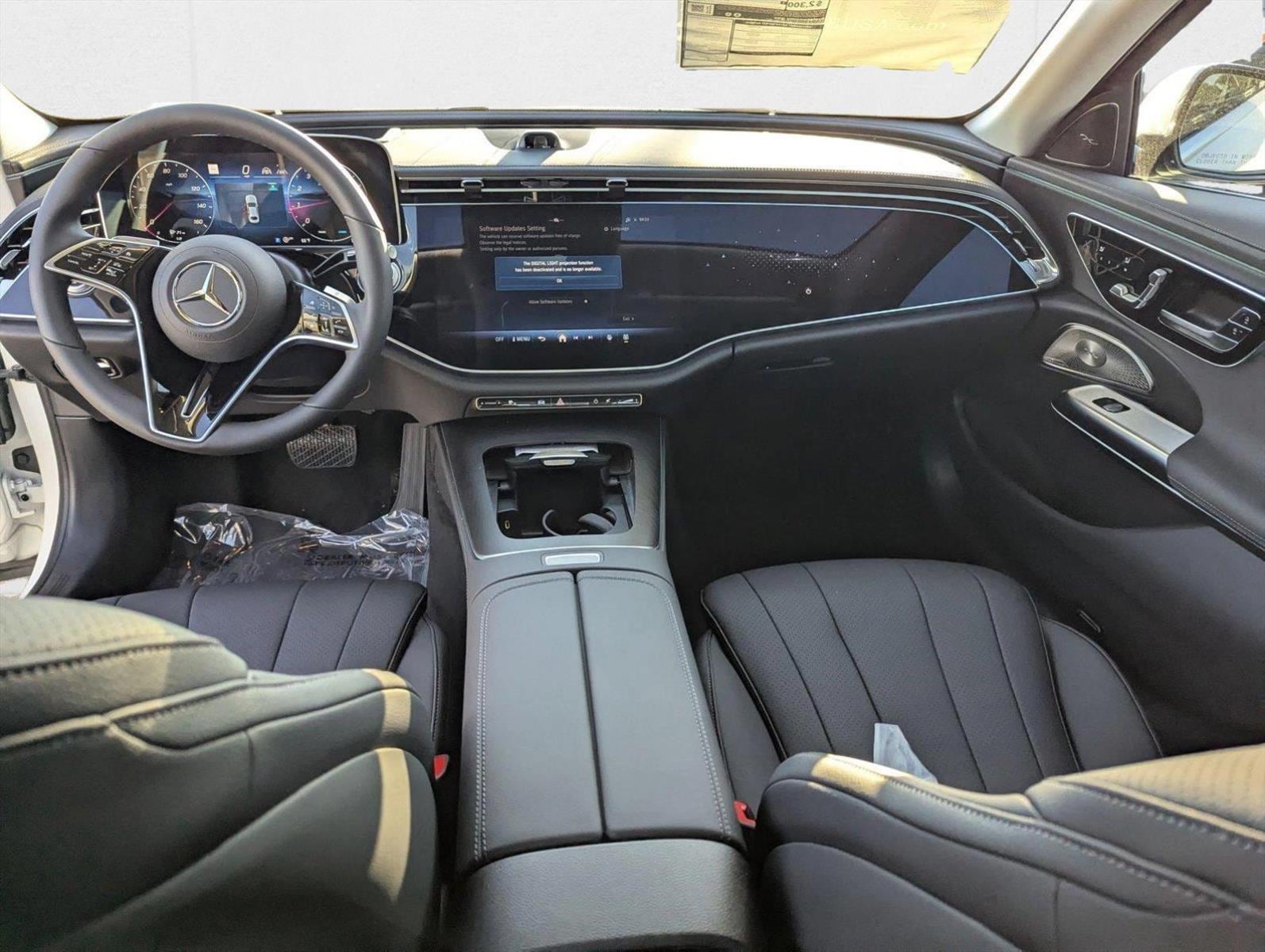 2025 Mercedes-Benz E-Class E350 - Photo 14