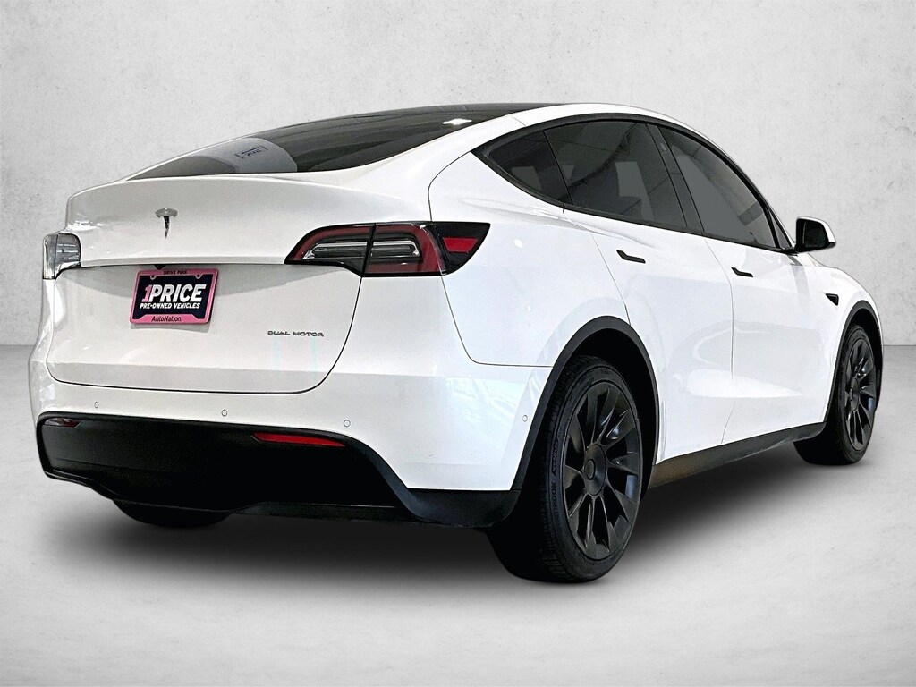 Used 2022 Tesla Model Y Long Range SUV