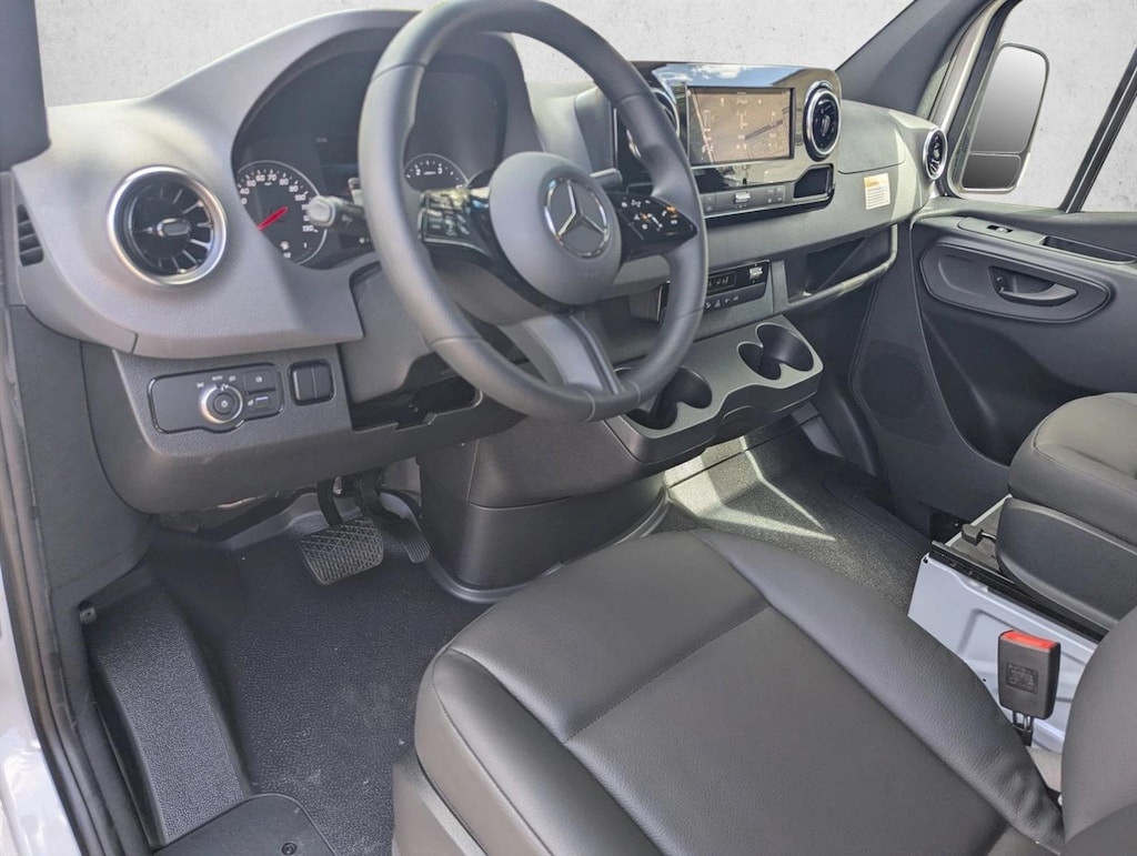 New 2026 Mercedes-Benz Sprinter Cargo Van 2500 Standard Roof I4 Diesel 144" RWD Van Cargo Van