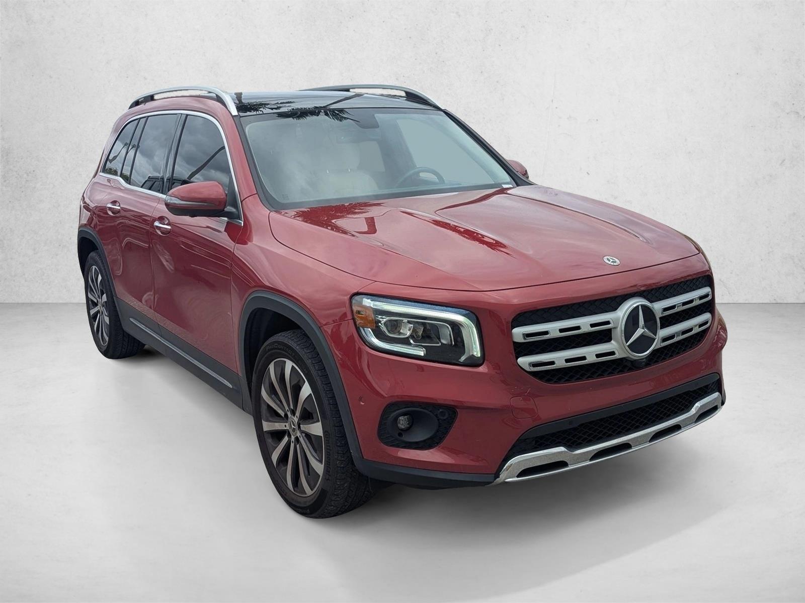 2022 Mercedes Benz GLB 250 photo 3
