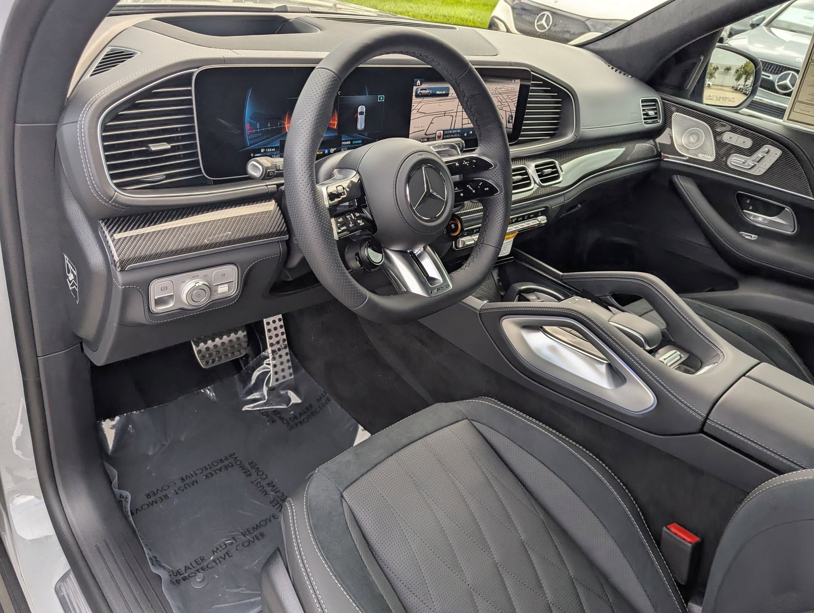 2026 Mercedes Benz GLS AMG 63 4MATIC photo 3