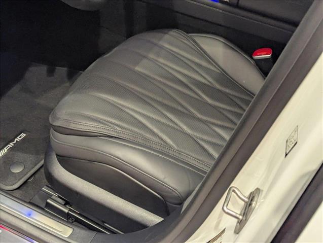 2025 Mercedes Benz S AMG 63 4MATIC photo 4