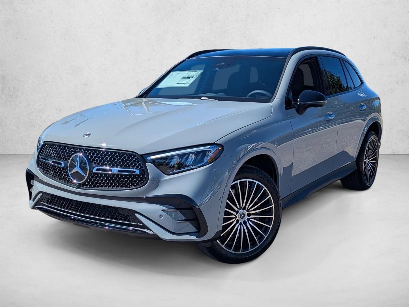 2026 Mercedes-Benz GLC Base's photo