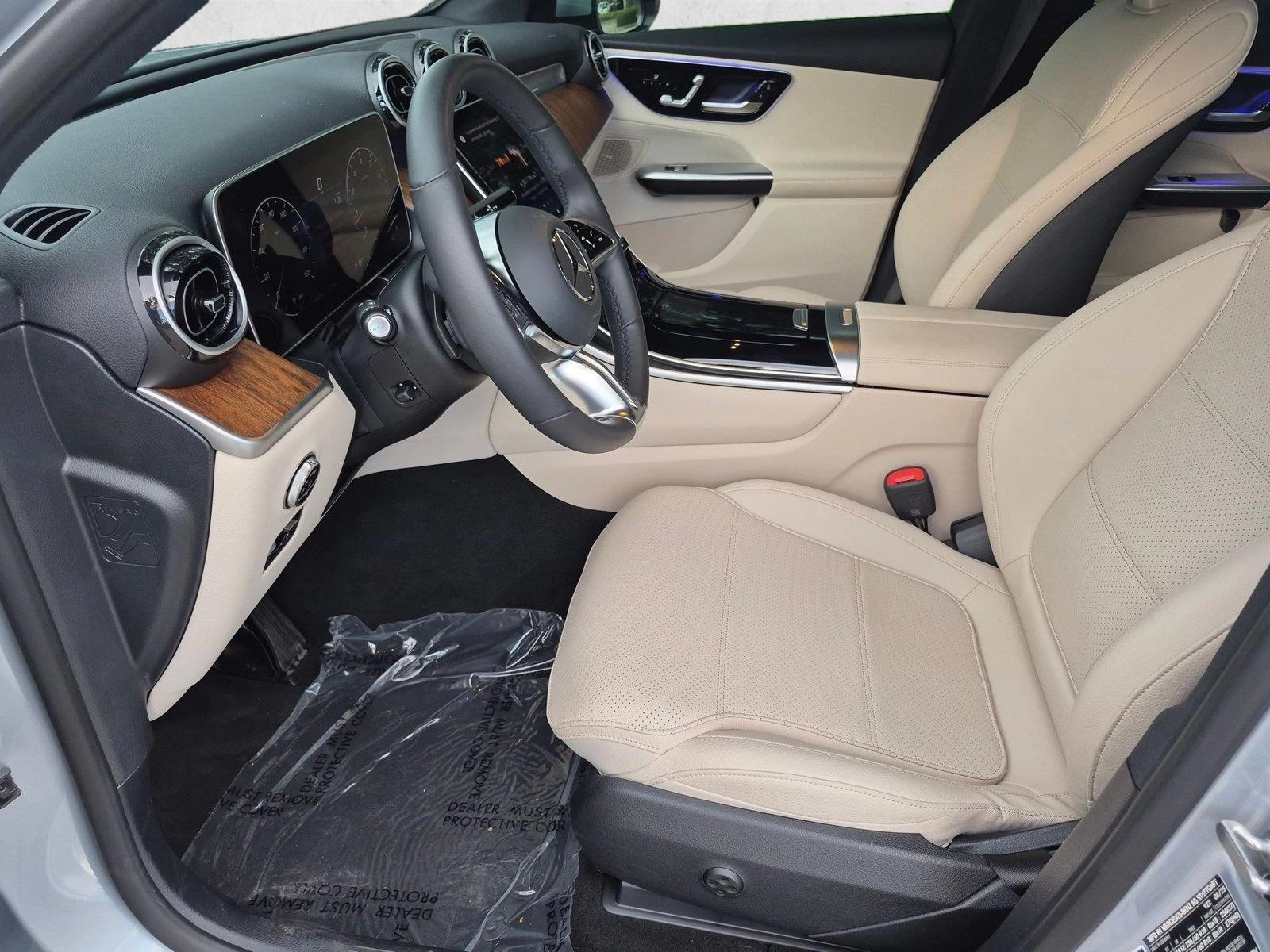 2026 Mercedes-Benz GLC Base - Photo 17