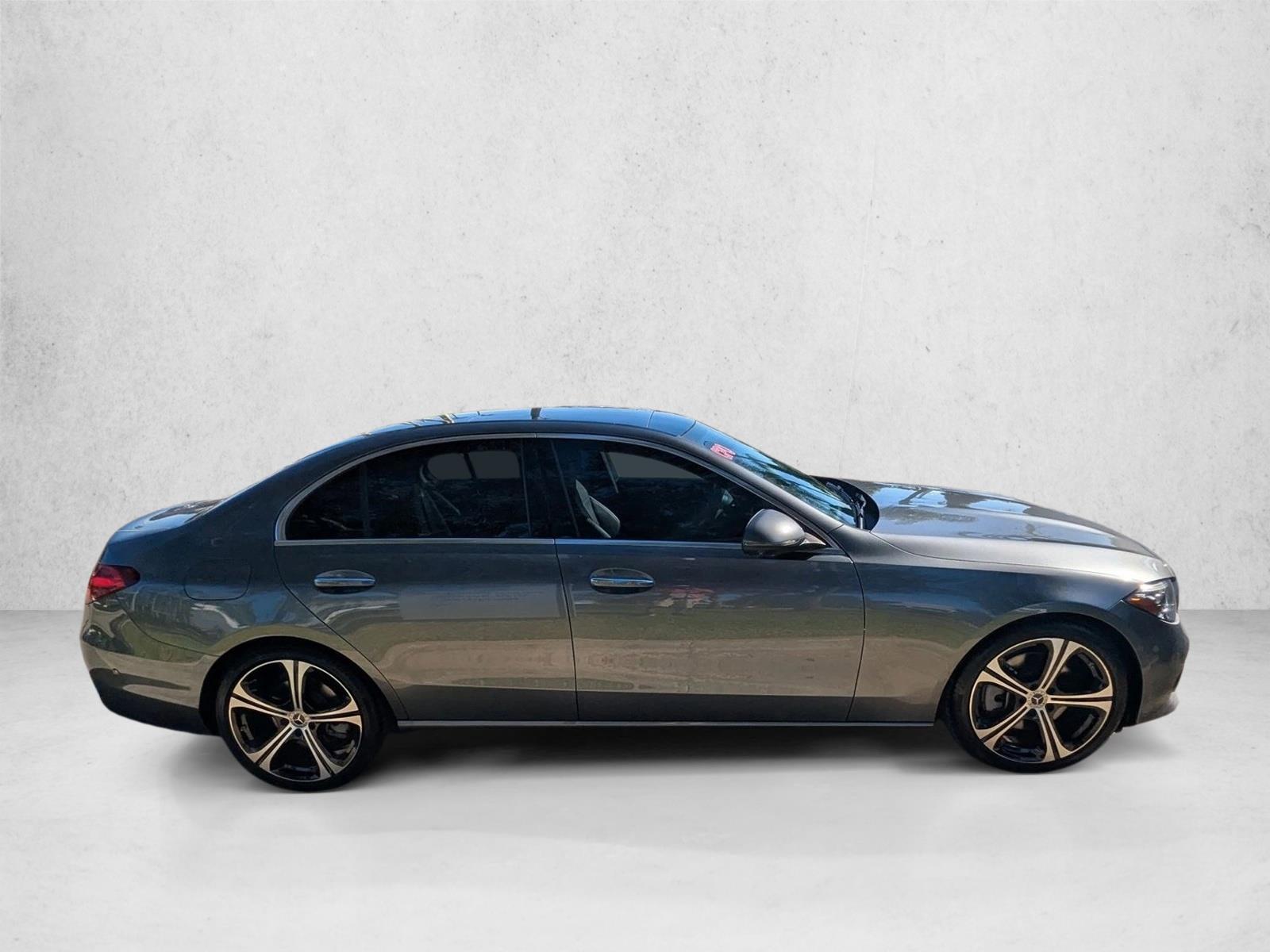 2022 Mercedes Benz C 300 Sedan photo 4