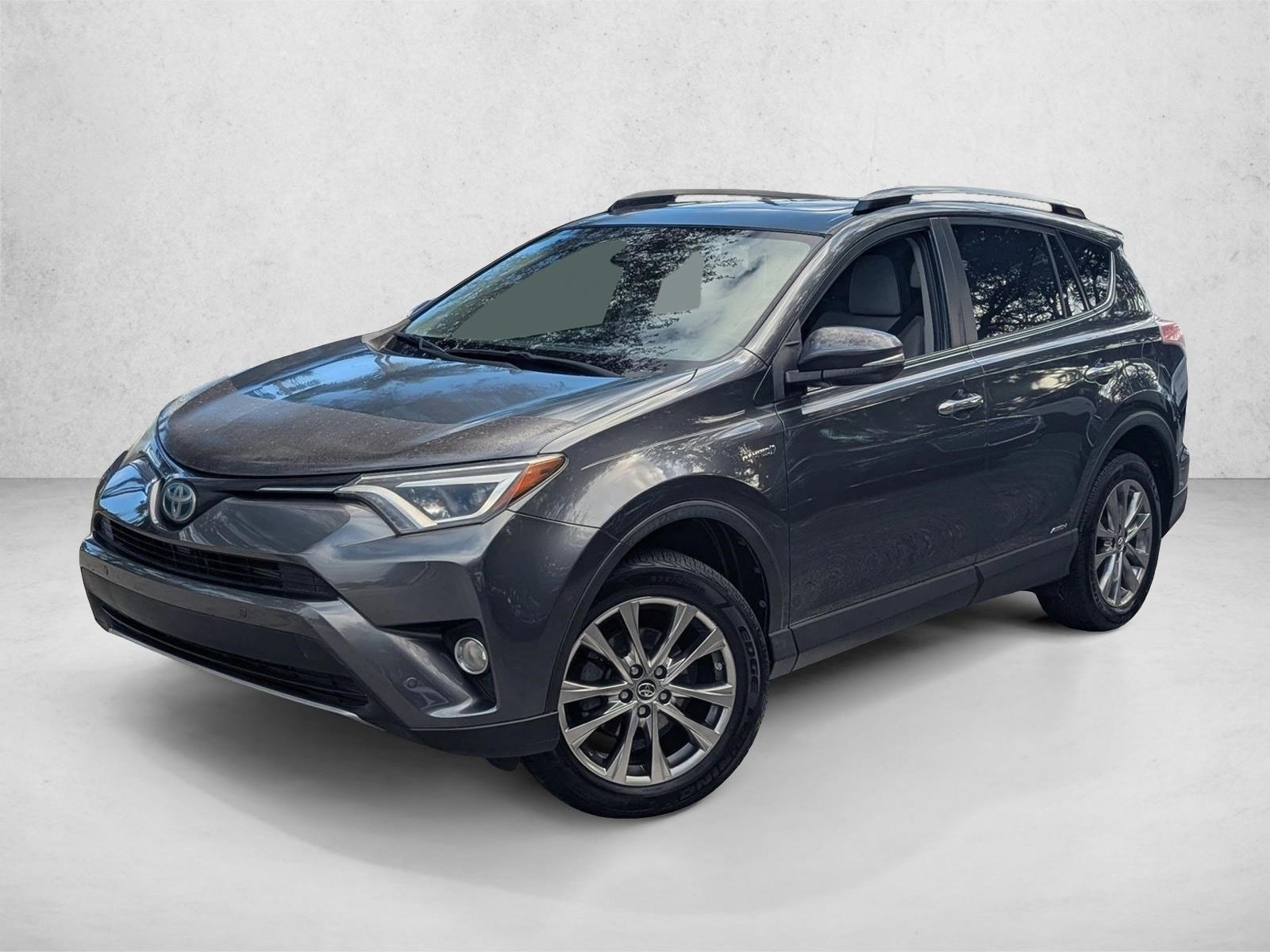 2017 Toyota RAV4 Limited's photo